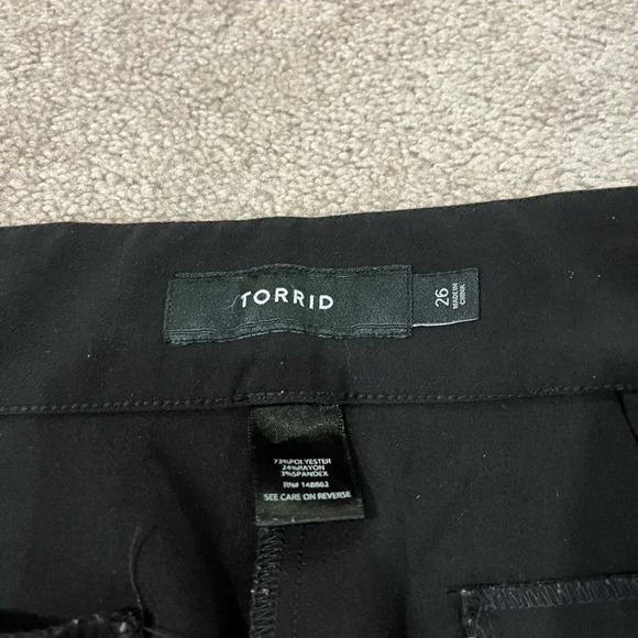 Torrid Cropped Trouser Pants - Picture 4 of 5